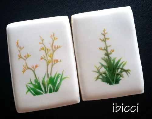 ibicci cookies airbrushed using the Flax Bushes stencil